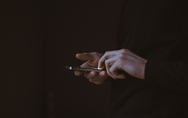 Come ricevere messaggi di un altro numero